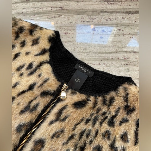 Ann Taylor Faux Fur Leopard Front Full Zip Sweater Jacket Women's size MP - Picture 3 of 11